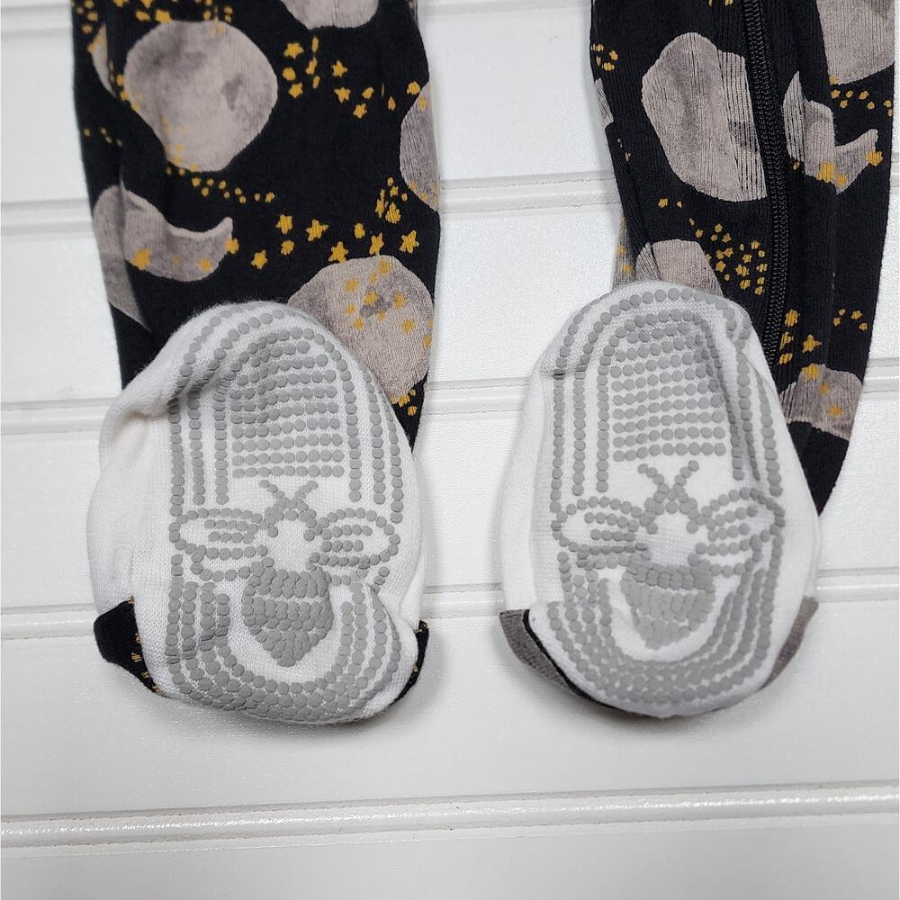 Burts Bees Moon & Stars Sleeper/Pajamas - Picture 4 of 7
